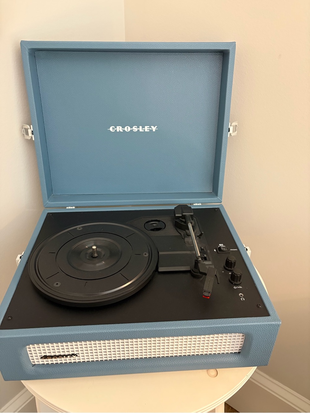 Crosley Light Blue Portable Suitcase Turntable